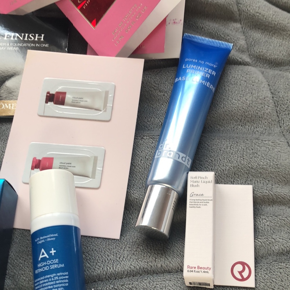 Makeup bundle - Picture 3 of 5